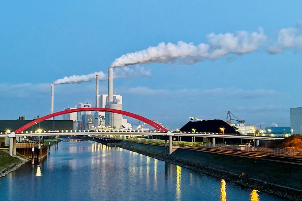 Grosskraftwerk Mannheim als Symbolfoto für die Werkfeuerwehr und des betrieblichen Brandschutzes